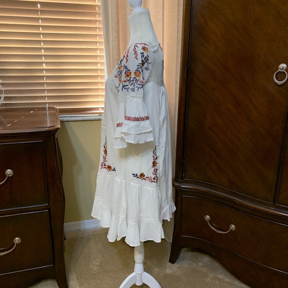 FREE PEOPLE PAVLO EMBROIDERED MINI DRESS, WHITE SIZE (NWT) - Picture 6 of 7